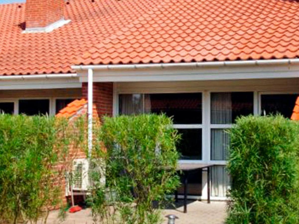 Amazing Home In Blavand With Wifi Номер фото