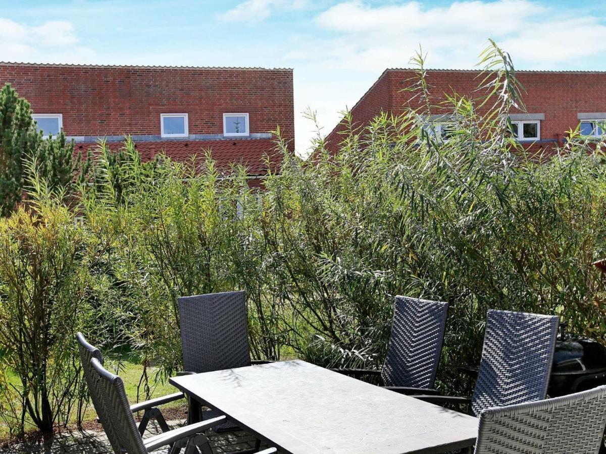 Amazing Home In Blavand With Wifi Экстерьер фото