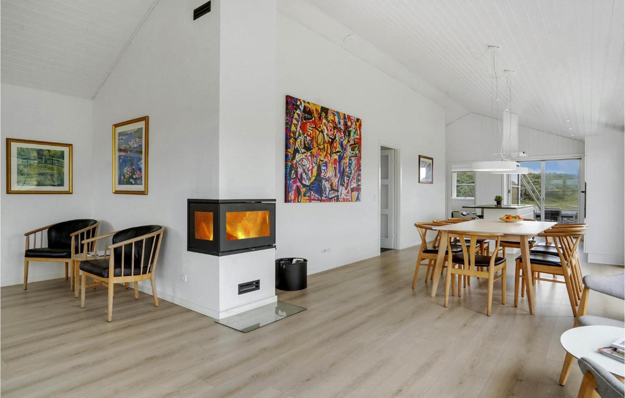 Amazing Home In Blavand With Wifi Экстерьер фото