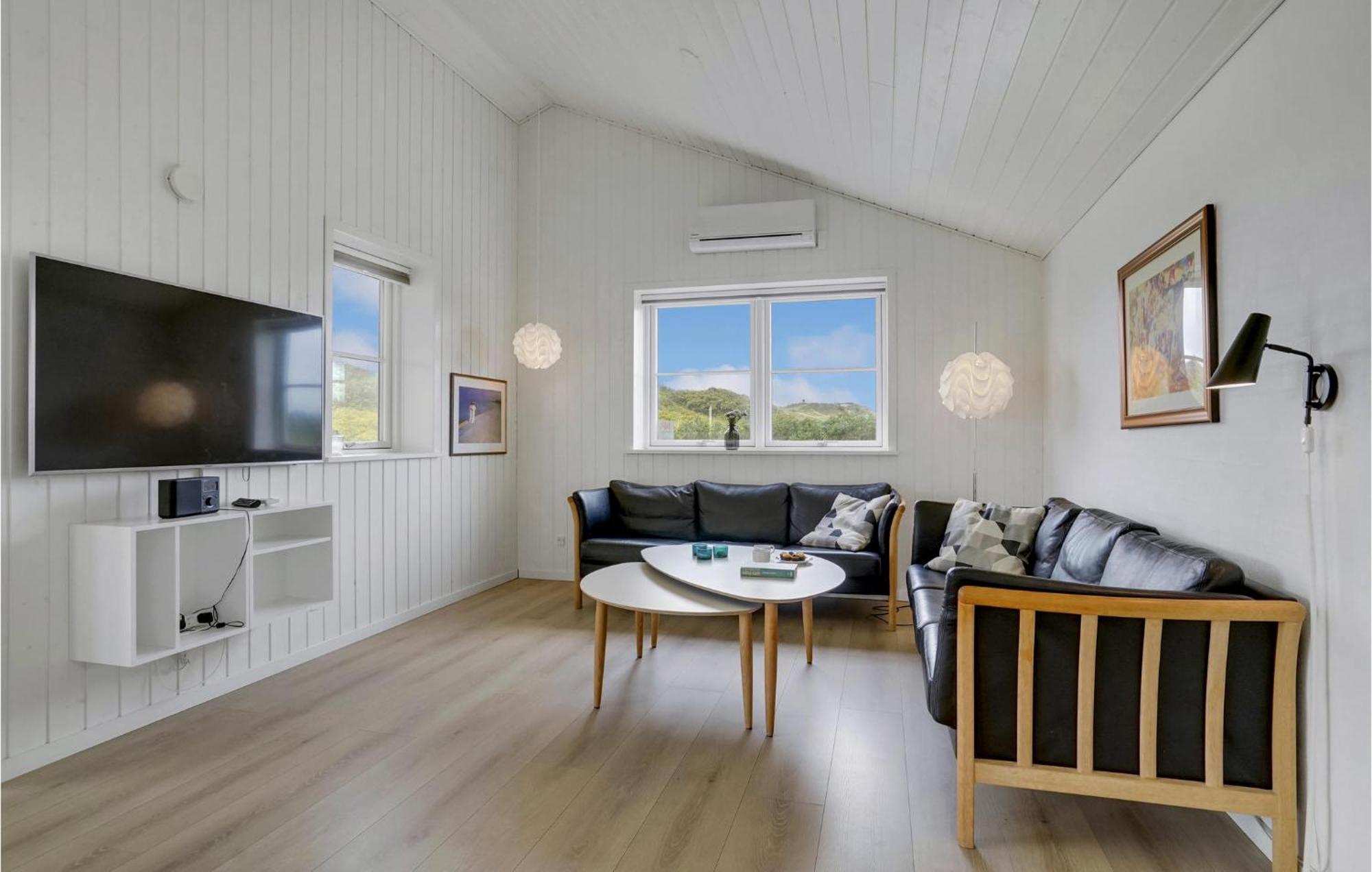 Amazing Home In Blavand With Wifi Экстерьер фото