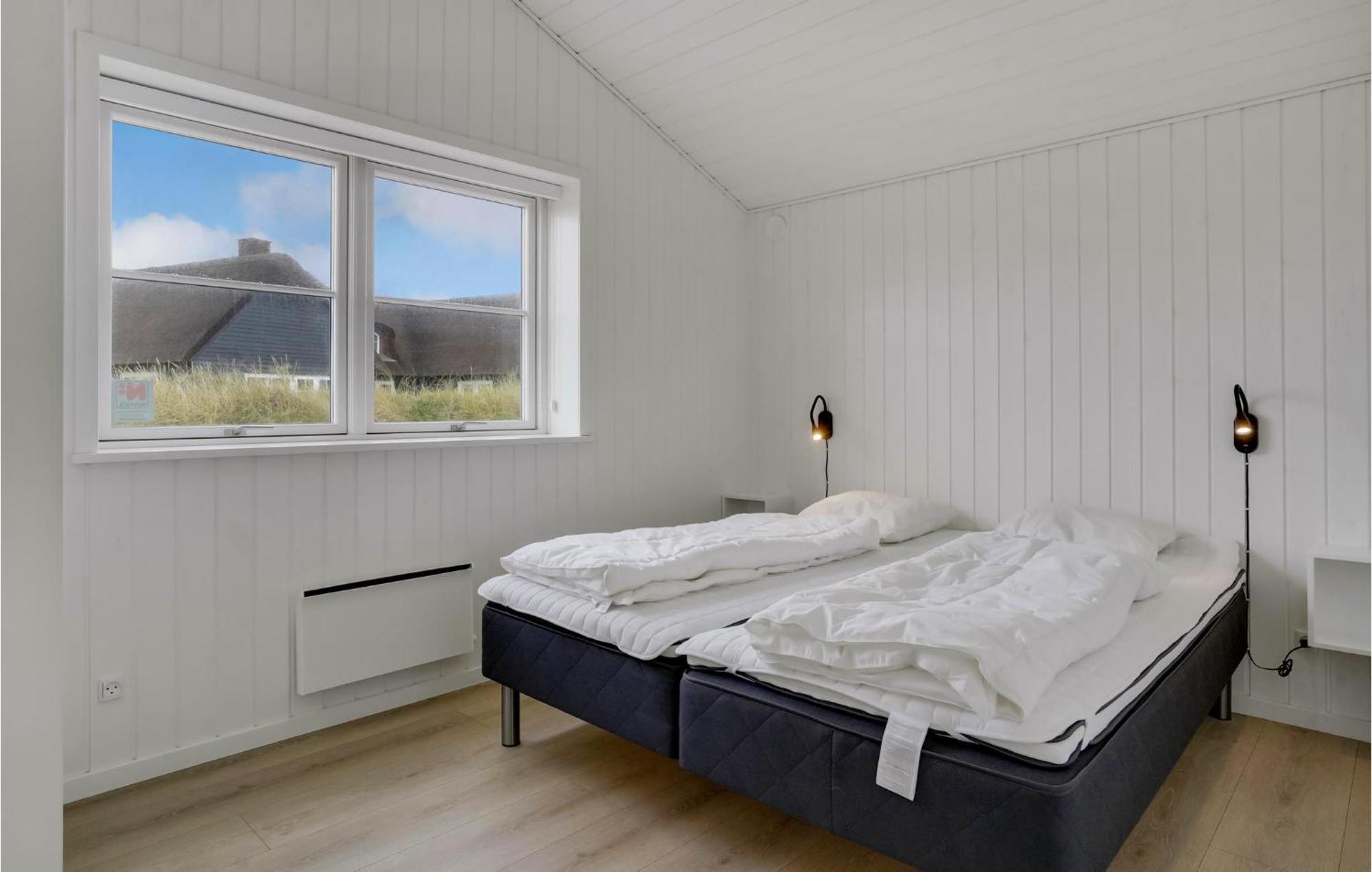Amazing Home In Blavand With Wifi Экстерьер фото